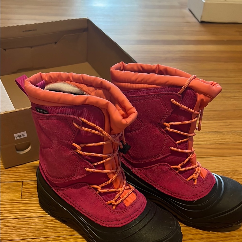 North Face - Girls  Pink and Black Winter Boots